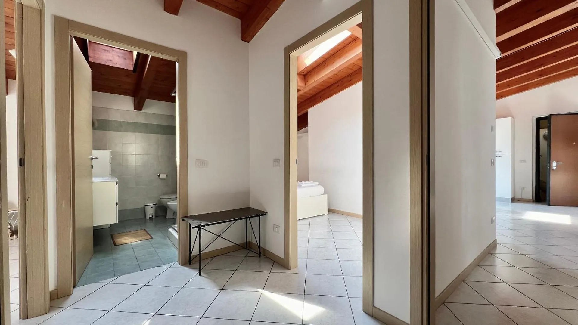 Big Attico Goldoni 2 Bagni Duomo-M4 Lin Airport Διαμέρισμα Μιλάνο Ιταλία